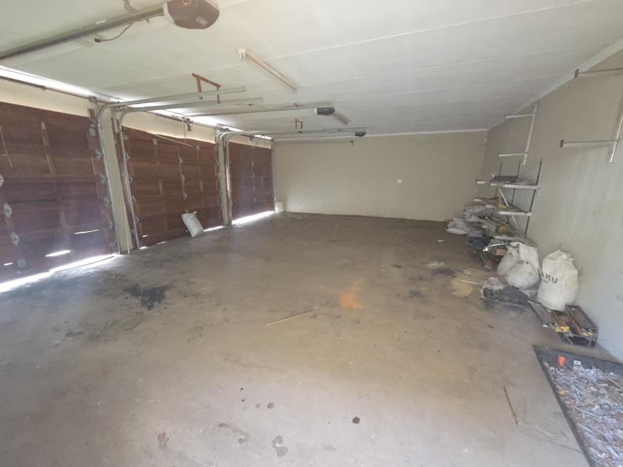 Commercial Property for Sale in Witbank Ext 16 Mpumalanga