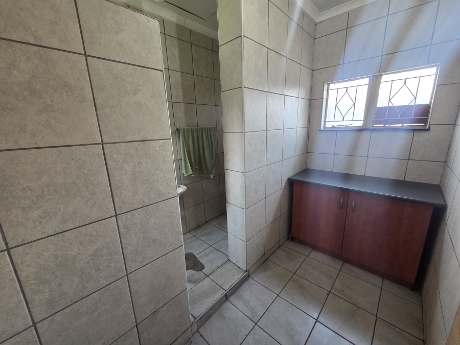 Commercial Property for Sale in Witbank Ext 16 Mpumalanga