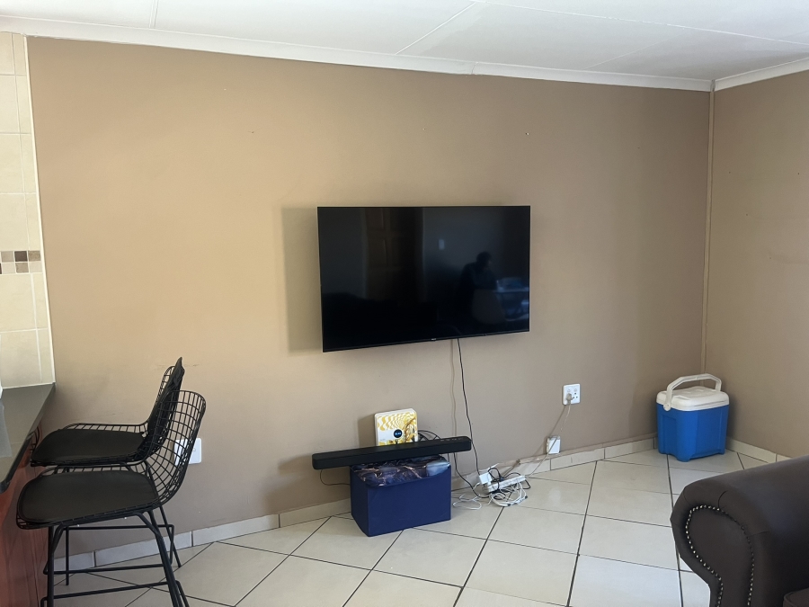 2 Bedroom Property for Sale in Secunda Mpumalanga