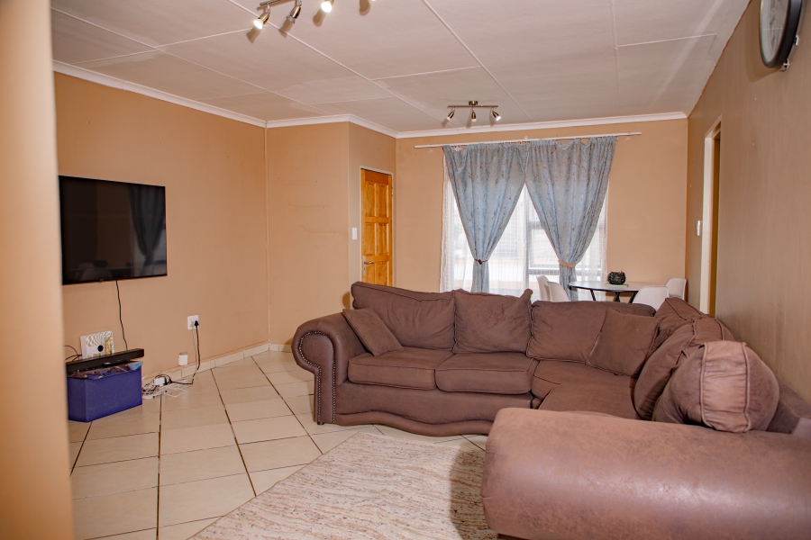 2 Bedroom Property for Sale in Secunda Mpumalanga