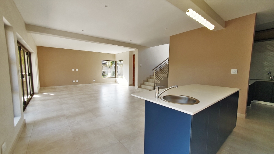 To Let 4 Bedroom Property for Rent in Riverside Park Mpumalanga