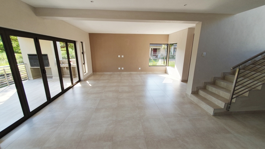 To Let 4 Bedroom Property for Rent in Riverside Park Mpumalanga