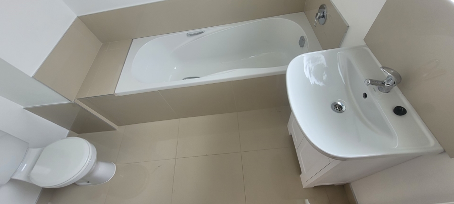 To Let 2 Bedroom Property for Rent in West Acres Mpumalanga