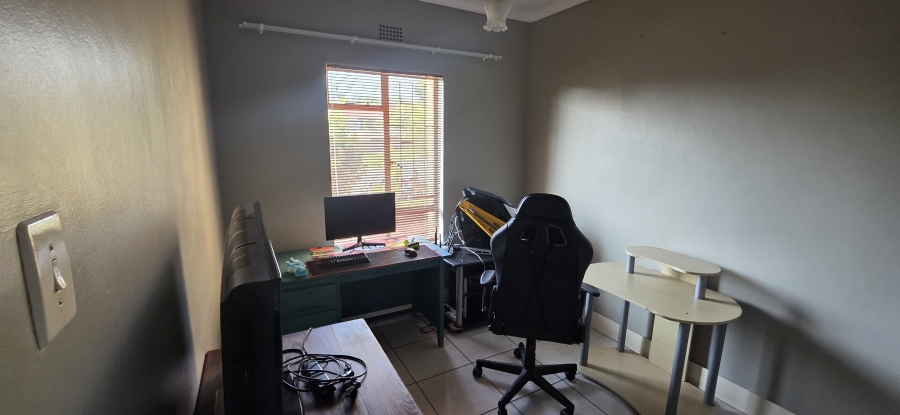 To Let 3 Bedroom Property for Rent in Die Heuwel Ext 1 Mpumalanga