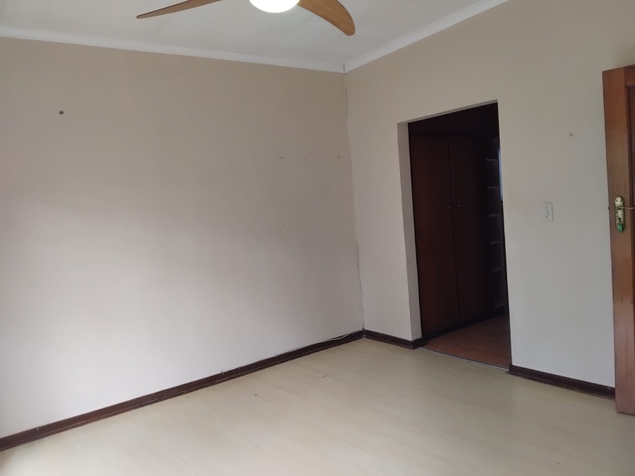 To Let 4 Bedroom Property for Rent in Steiltes Mpumalanga
