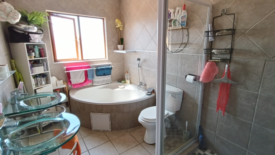 4 Bedroom Property for Sale in Reyno Ridge Mpumalanga