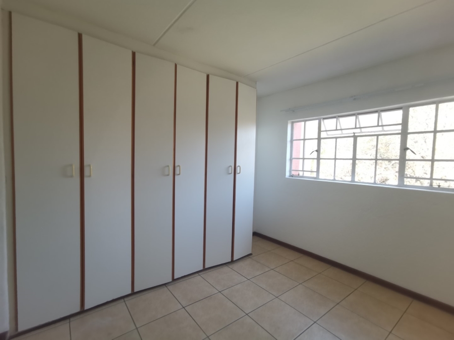 To Let 2 Bedroom Property for Rent in Nelspruit Ext 11 Mpumalanga
