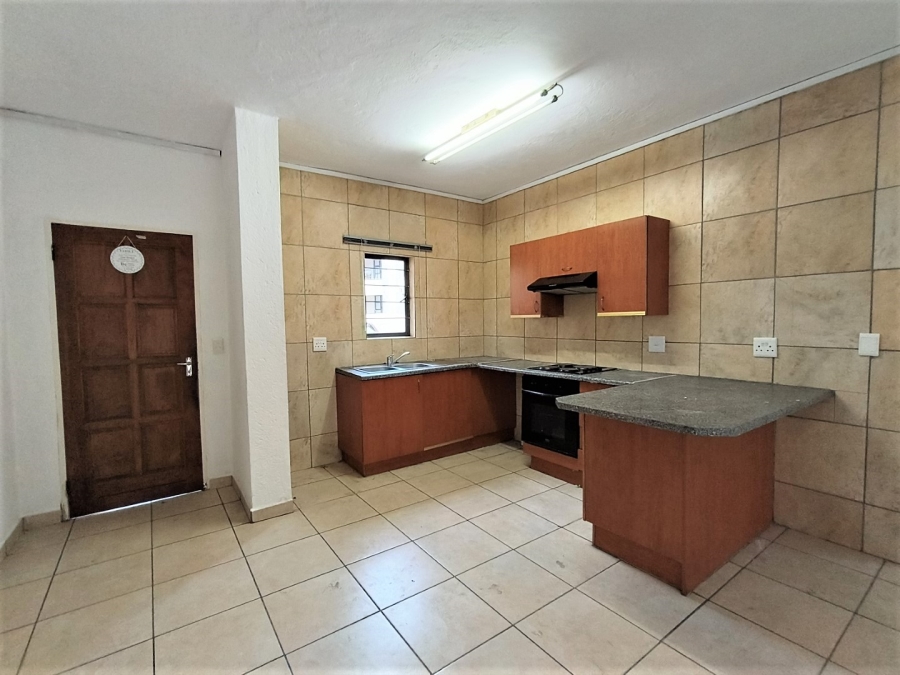 To Let 2 Bedroom Property for Rent in Stonehenge Ext 1 Mpumalanga