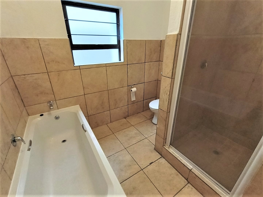 To Let 2 Bedroom Property for Rent in Stonehenge Ext 1 Mpumalanga