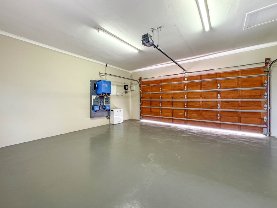 6 Bedroom Property for Sale in Sonheuwel Ext 1 Mpumalanga