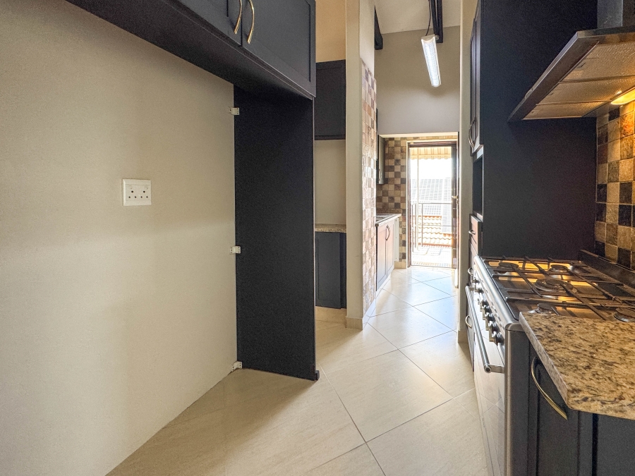 6 Bedroom Property for Sale in Sonheuwel Ext 1 Mpumalanga