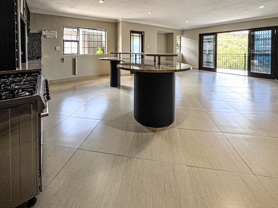 6 Bedroom Property for Sale in Sonheuwel Ext 1 Mpumalanga