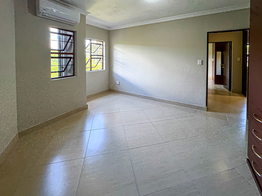 6 Bedroom Property for Sale in Sonheuwel Ext 1 Mpumalanga