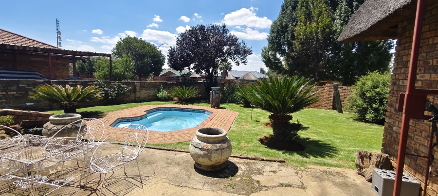 To Let 4 Bedroom Property for Rent in Kriel Mpumalanga