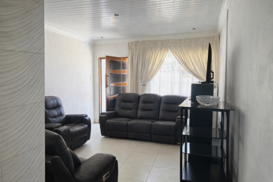 3 Bedroom Property for Sale in Thubelihle Mpumalanga