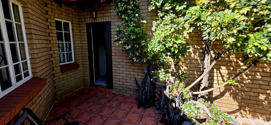 4 Bedroom Property for Sale in Die Heuwel Ext 4 Mpumalanga