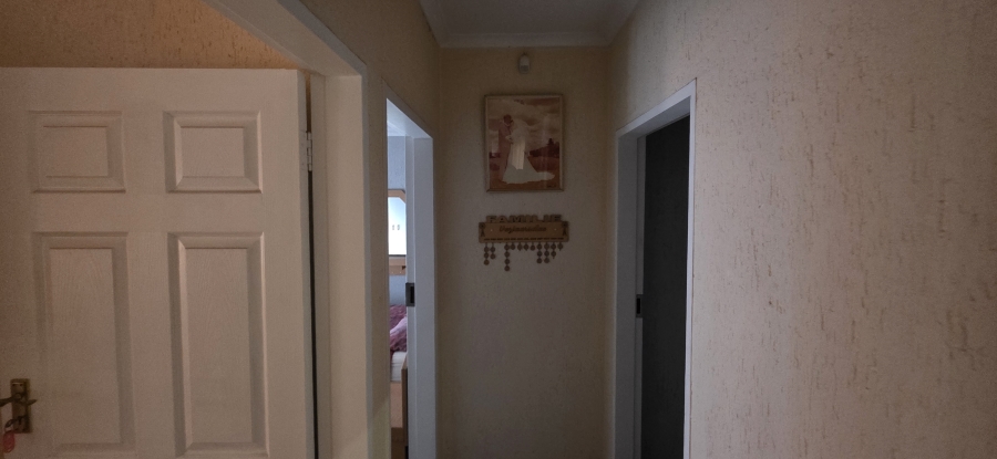 4 Bedroom Property for Sale in Die Heuwel Ext 4 Mpumalanga