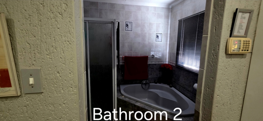 4 Bedroom Property for Sale in Die Heuwel Ext 4 Mpumalanga