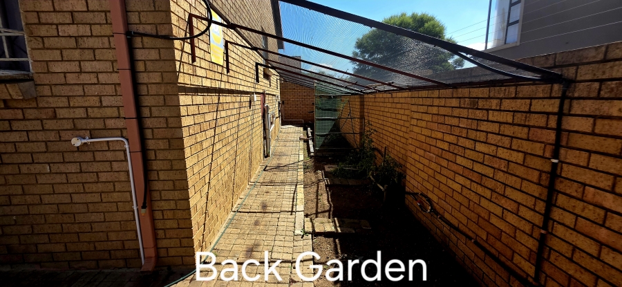 4 Bedroom Property for Sale in Die Heuwel Ext 4 Mpumalanga