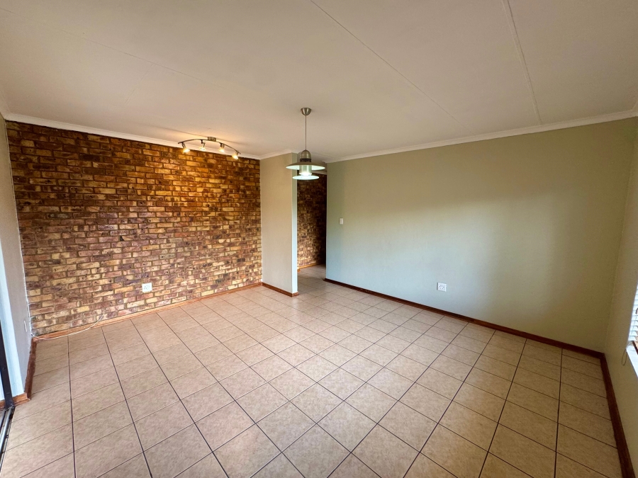 5 Bedroom Property for Sale in Ben Fleur Mpumalanga