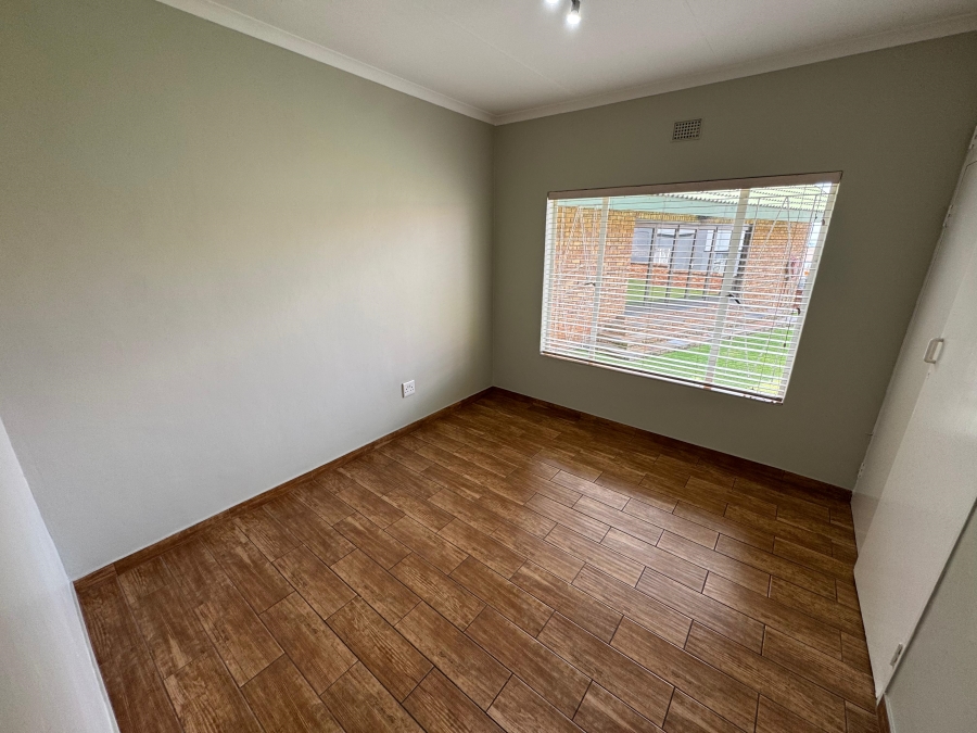 5 Bedroom Property for Sale in Ben Fleur Mpumalanga