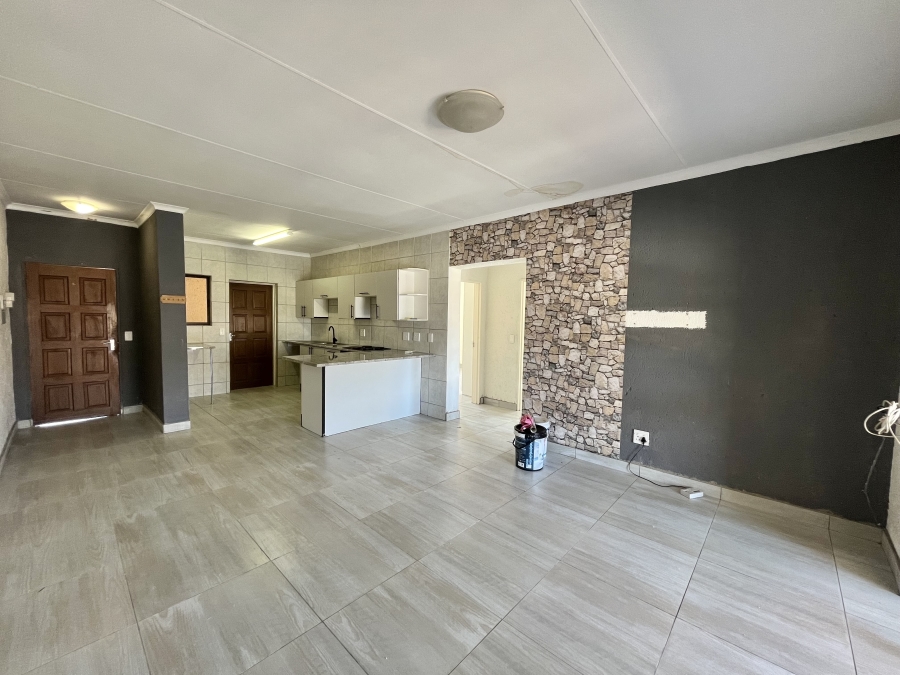To Let 2 Bedroom Property for Rent in Stonehenge Mpumalanga