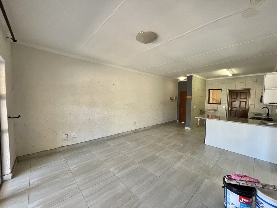 To Let 2 Bedroom Property for Rent in Stonehenge Mpumalanga