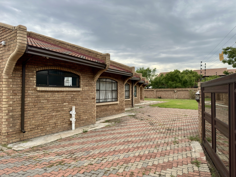 4 Bedroom Property for Sale in Noordrand Mpumalanga