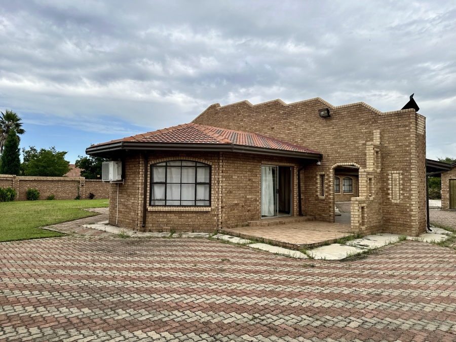 4 Bedroom Property for Sale in Noordrand Mpumalanga