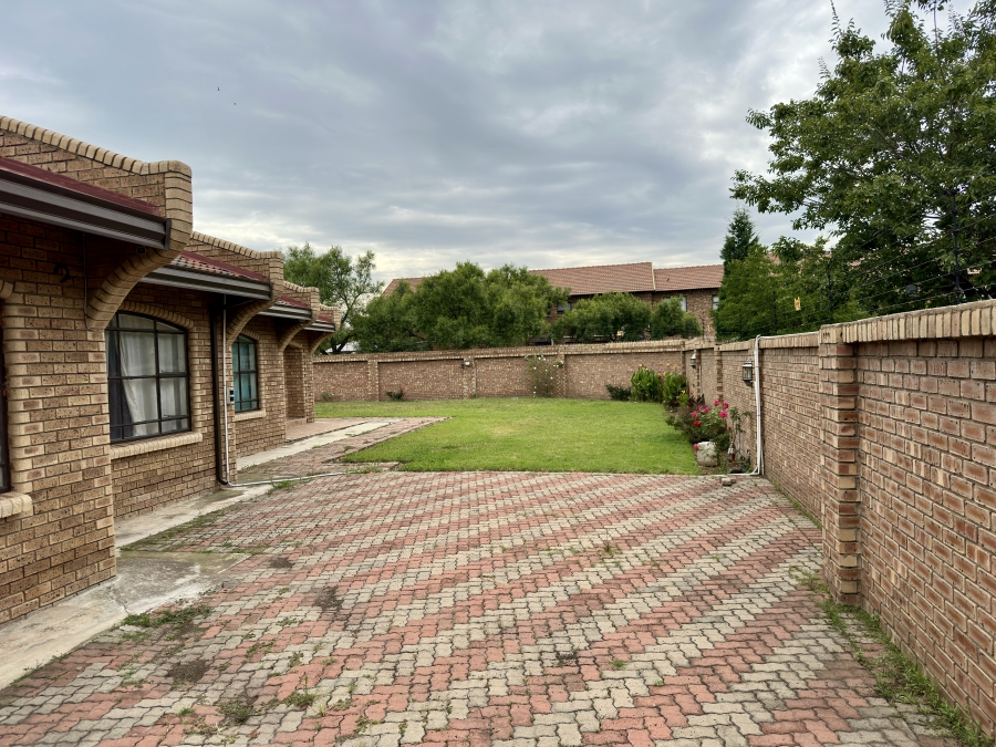 4 Bedroom Property for Sale in Noordrand Mpumalanga