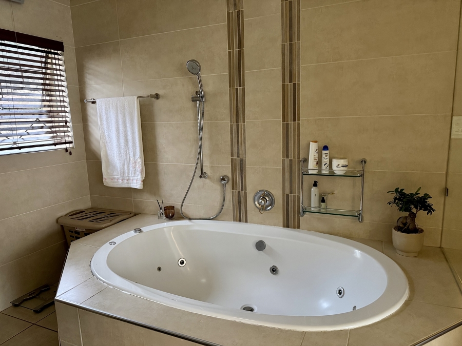 4 Bedroom Property for Sale in Noordrand Mpumalanga