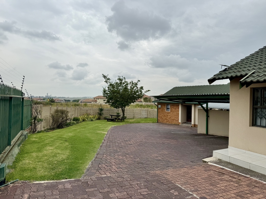 4 Bedroom Property for Sale in Noordrand Mpumalanga