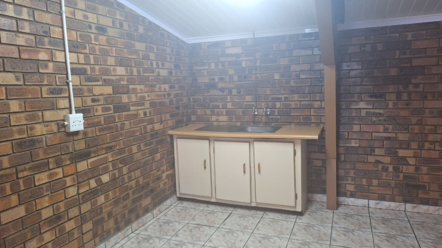 To Let commercial Property for Rent in Nelspruit Industrial Mpumalanga