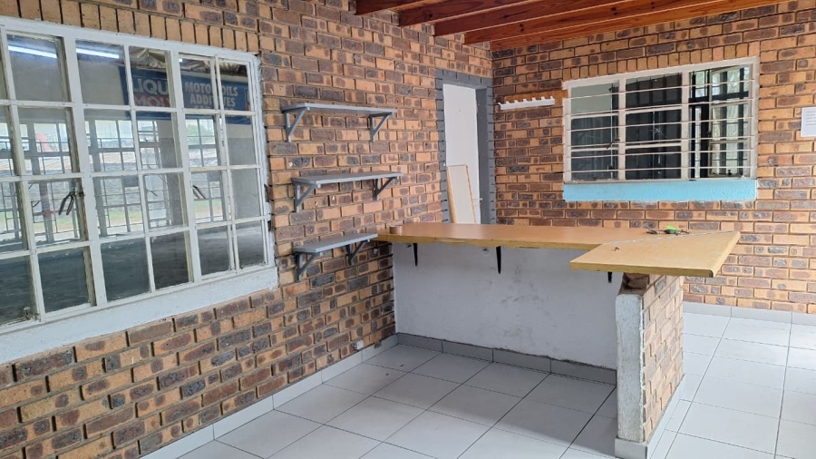 To Let commercial Property for Rent in Nelspruit Industrial Mpumalanga