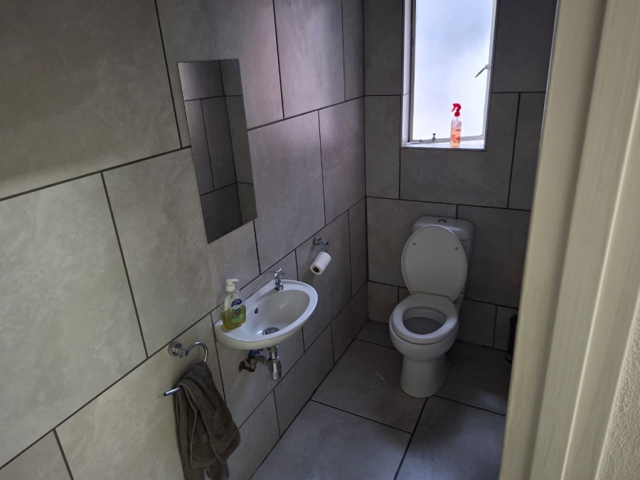 To Let commercial Property for Rent in Riverside Park Mpumalanga