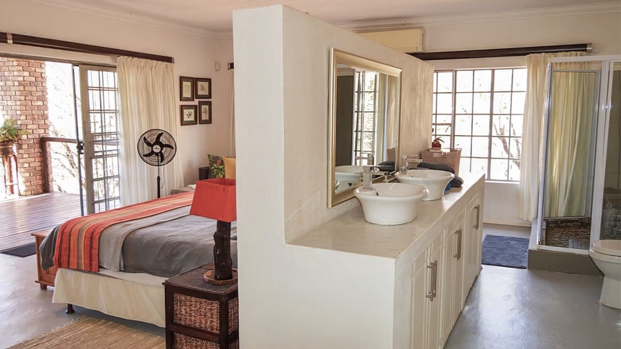 3 Bedroom Property for Sale in Marloth Park Mpumalanga