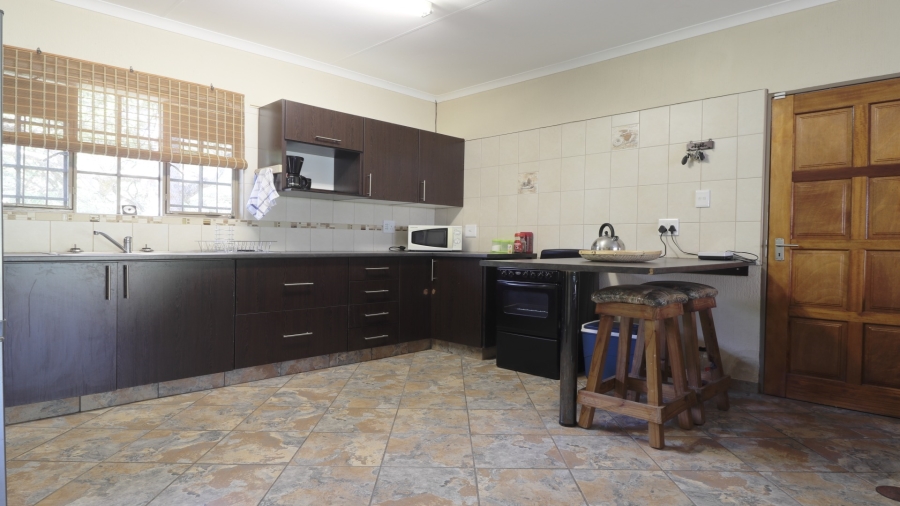 2 Bedroom Property for Sale in Marloth Park Mpumalanga