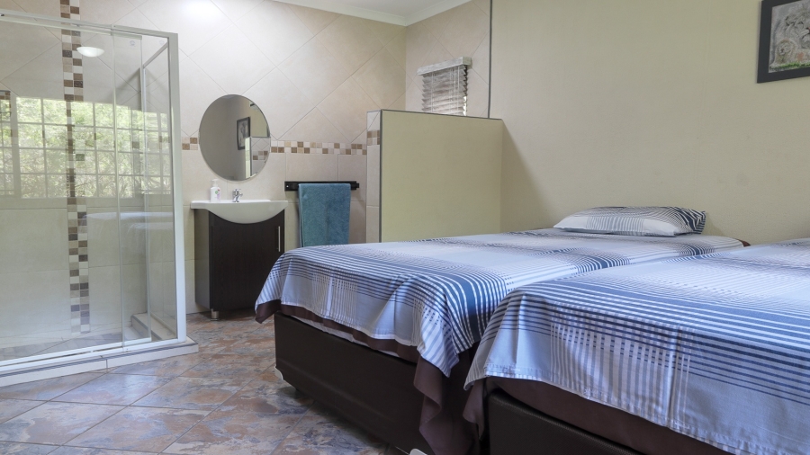 2 Bedroom Property for Sale in Marloth Park Mpumalanga