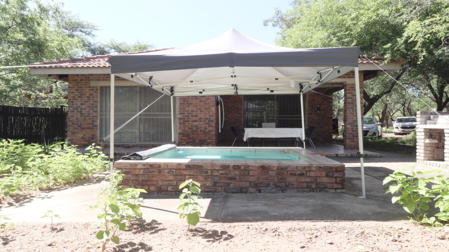 2 Bedroom Property for Sale in Marloth Park Mpumalanga