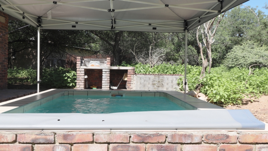 2 Bedroom Property for Sale in Marloth Park Mpumalanga