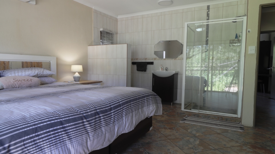 2 Bedroom Property for Sale in Marloth Park Mpumalanga