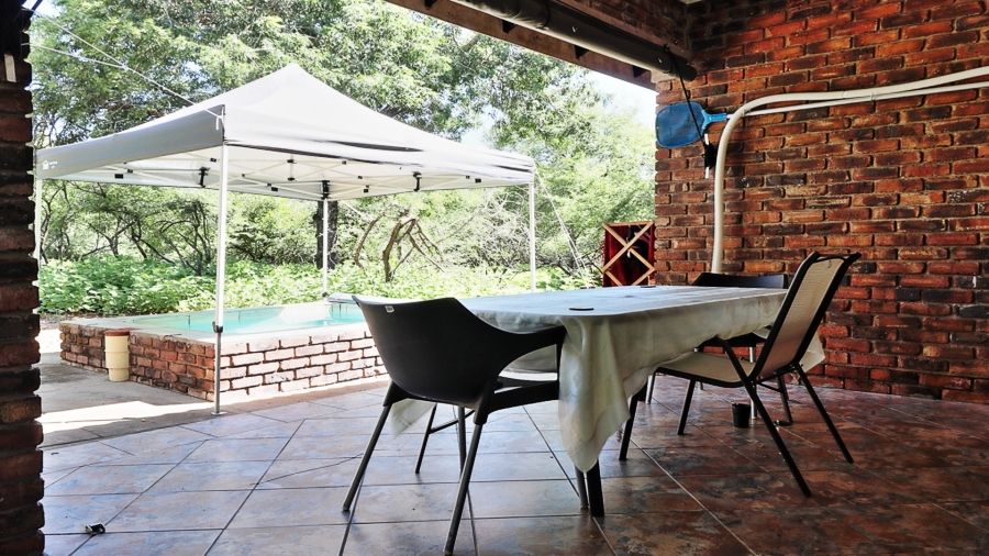 2 Bedroom Property for Sale in Marloth Park Mpumalanga