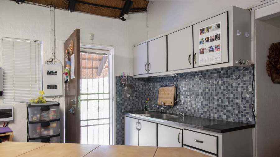 4 Bedroom Property for Sale in Marloth Park Mpumalanga