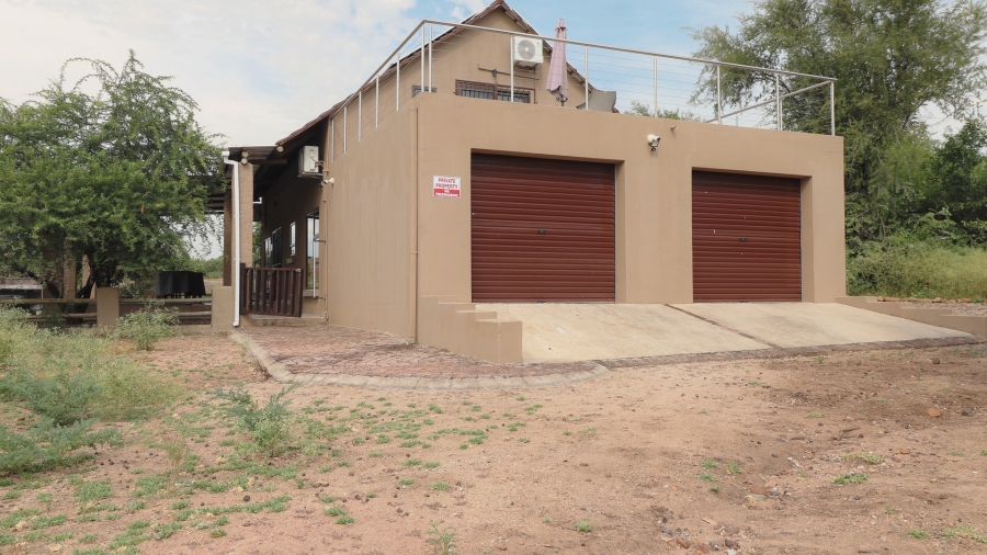 3 Bedroom Property for Sale in Marloth Park Mpumalanga