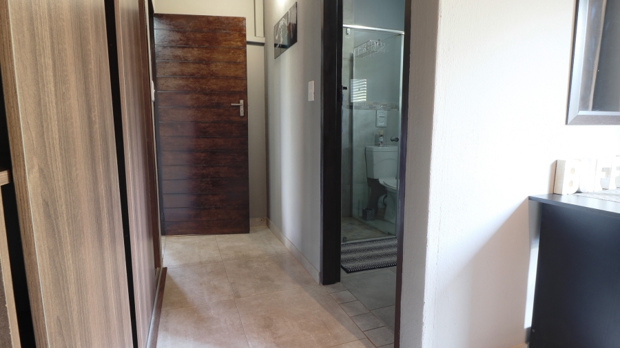 3 Bedroom Property for Sale in Marloth Park Mpumalanga