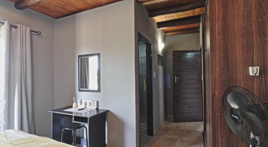 3 Bedroom Property for Sale in Marloth Park Mpumalanga