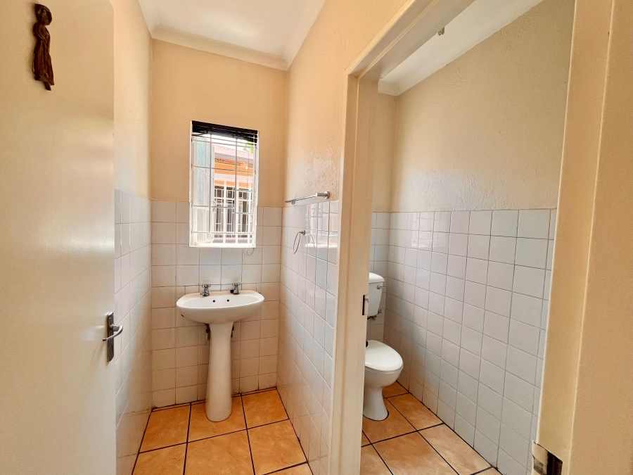 To Let commercial Property for Rent in Sonheuwel Mpumalanga