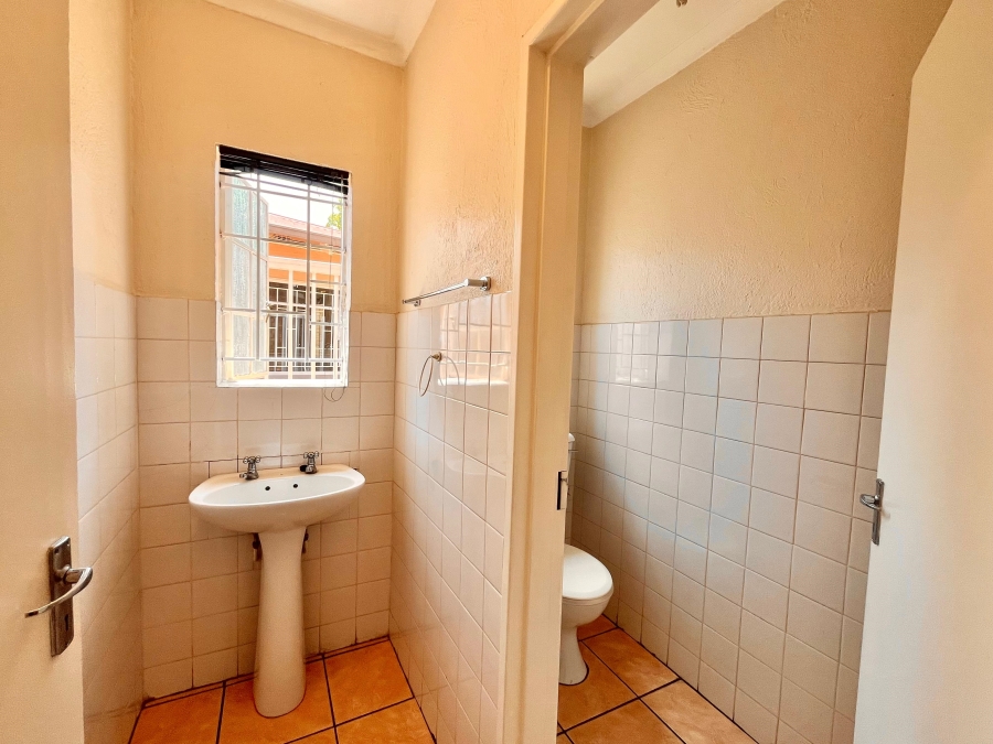 To Let commercial Property for Rent in Sonheuwel Mpumalanga