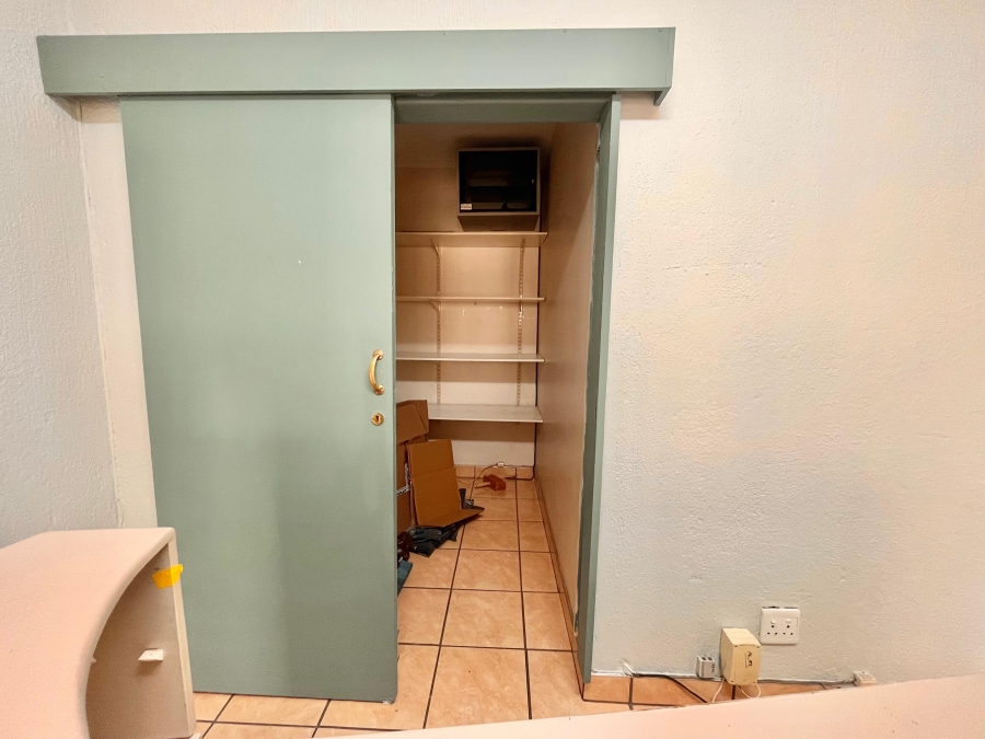 To Let commercial Property for Rent in Sonheuwel Mpumalanga