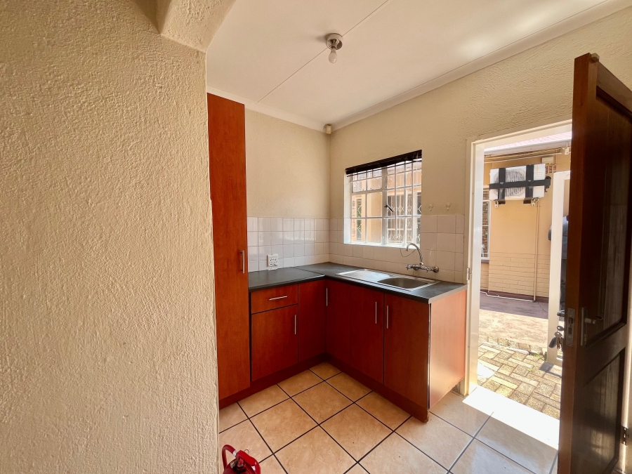 To Let commercial Property for Rent in Sonheuwel Mpumalanga